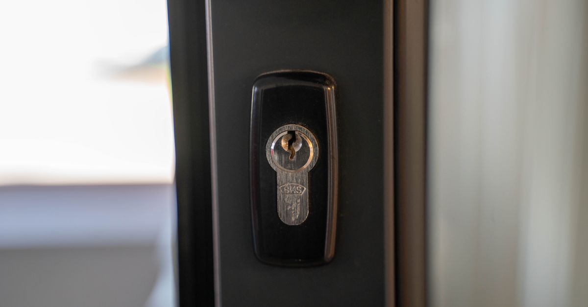 Why Commercial Lock Rekeying Is the Smart First Step for New York Businesses — East Coast Locksmith and Access Control