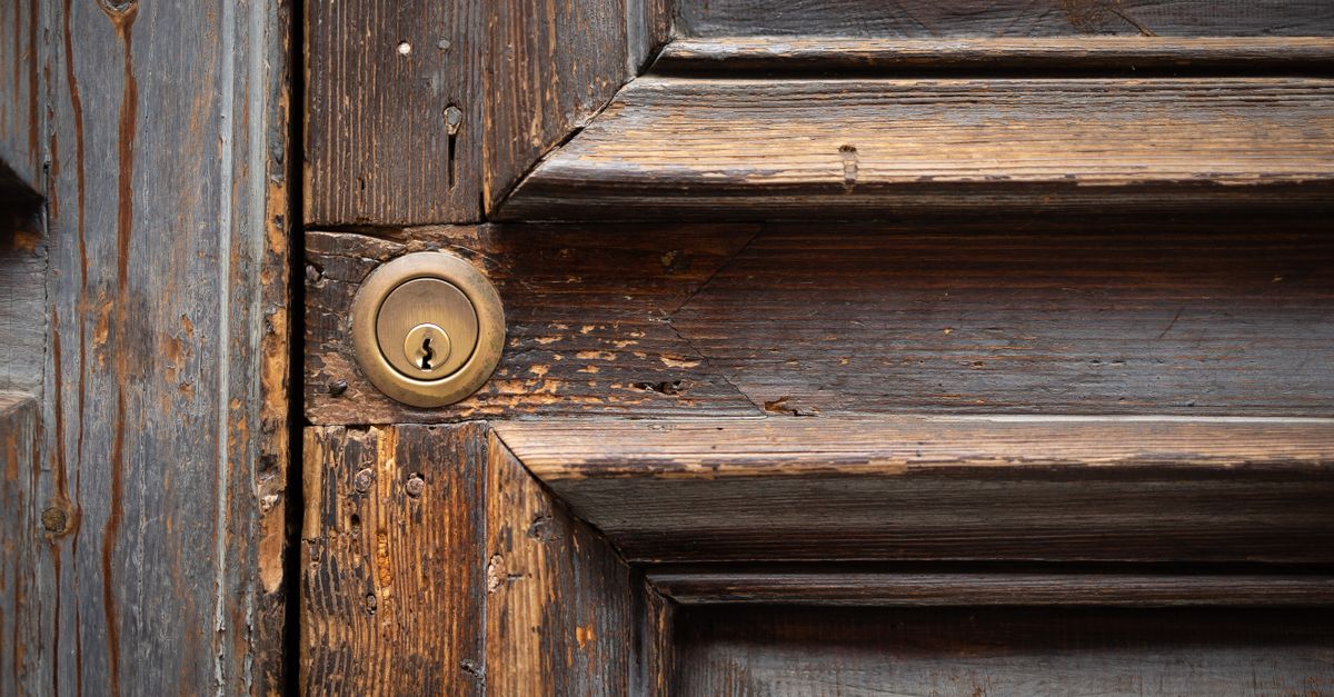 Why Mortise Lock Repair Is More Complex Than a Standard Door Knob Lock Swap — East Coast Locksmith and Access Control